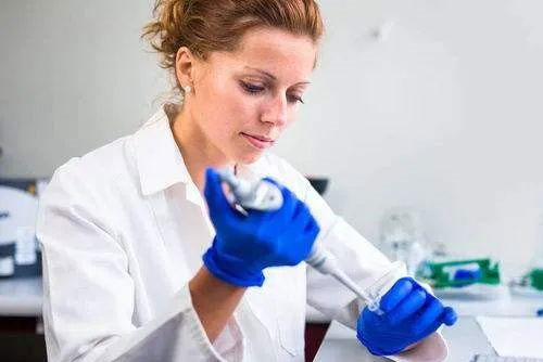 實(shí)驗(yàn)室安全及防護(hù)知識(shí)及其常識(shí)(圖4) 實(shí)驗(yàn)室安全及防護(hù)知識(shí)及其常識(shí)(圖4)